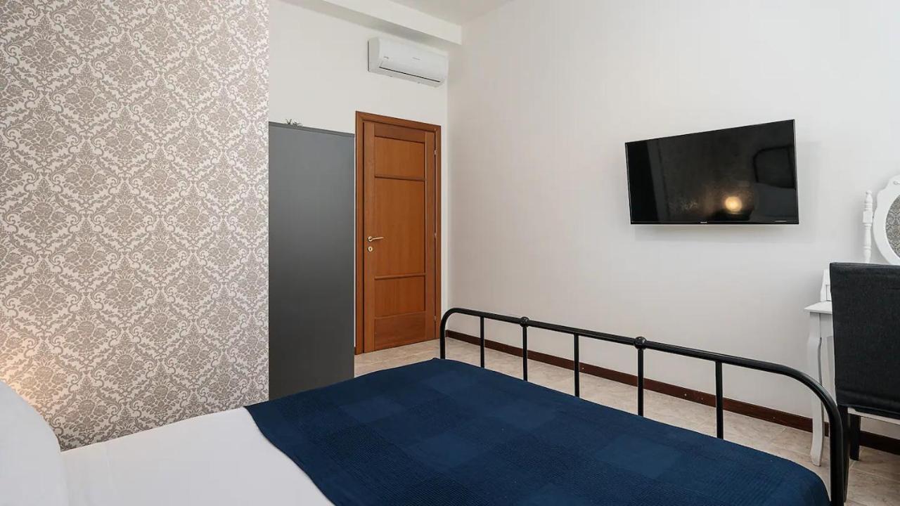 Apartmán Blue City Paradise - Renovated Apt In Center Milán Exteriér fotografie
